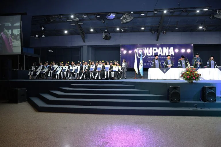 UPANA - Graduaciones
