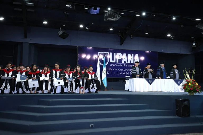 UPANA - Graduaciones