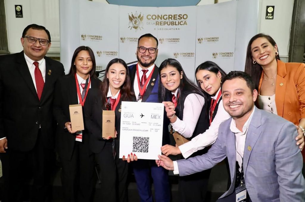 Universidad Panamericana de Guatemala - Facultad de Ciencias Jurídicas y Justicia