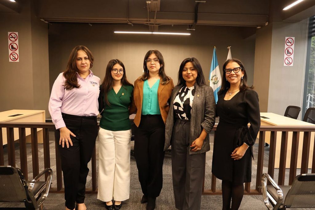 Universidad Panamericana de Guatemala - Facultad de Ciencias Jurídicas y Justicia